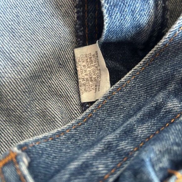 Chic Vintage "80's" 5 pocket High waist distressed denim jeans, size  20W - Picture 4 of 5